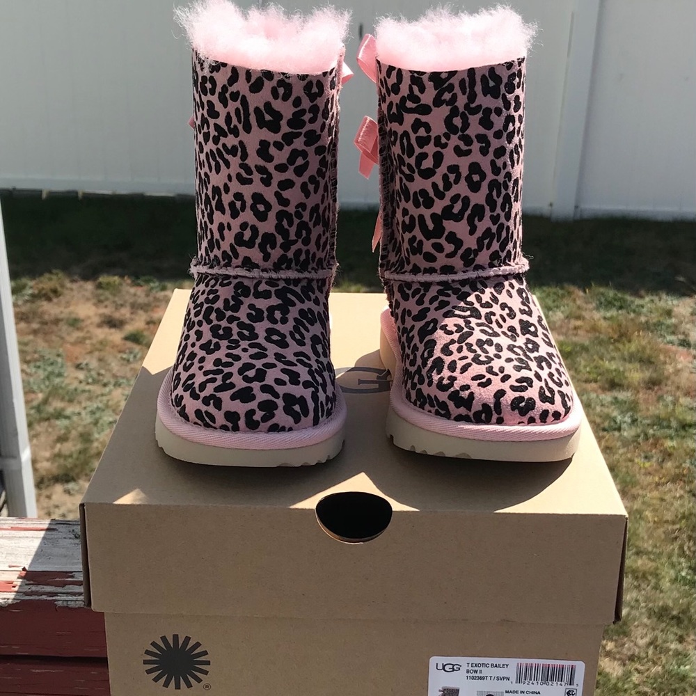 UGG T EXOTIC BAILEY BOW II - Picture 5 of 7